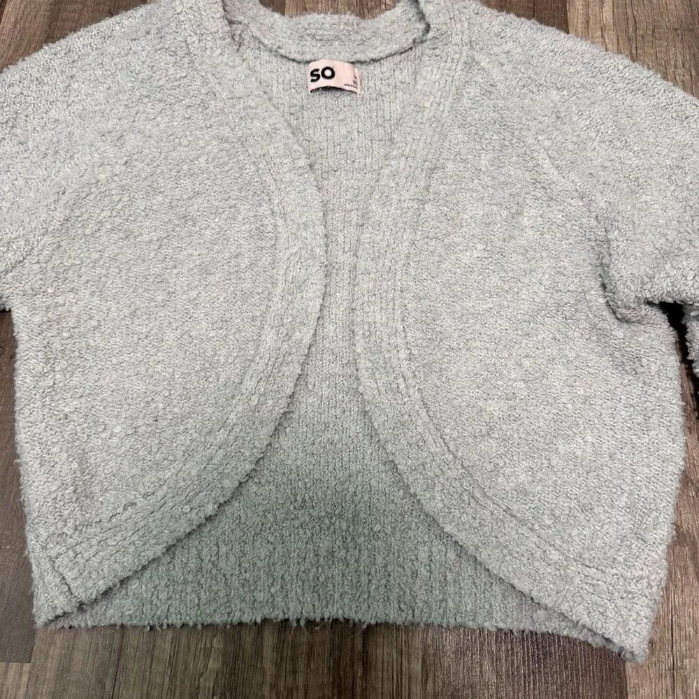 SO Girls Light‎ Gray Fuzzy Knit Open Front Bolero Cardigan Sweater M (8)